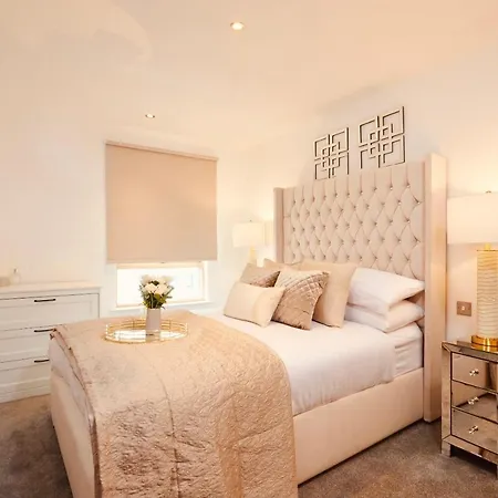 Deluxe City Centre Apt Free Parking River View Balcony Leeds (West Yorkshire) Exterior photo