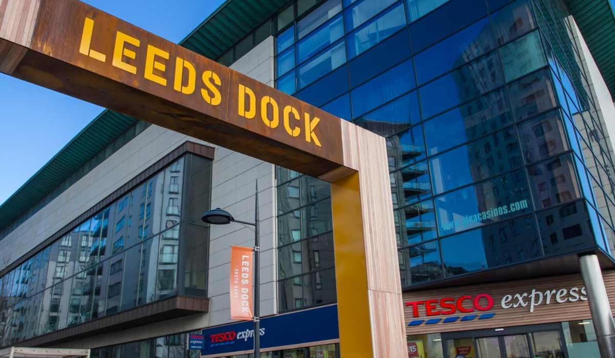 Deluxe City Centre Apt Free Parking River View Balcony * Leeds (West Yorkshire)